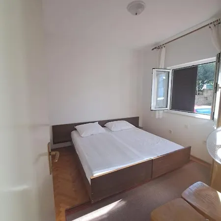 Apartment Apartman *